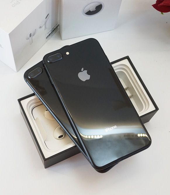 iPhone 8 Plus 64GB Quốc tế cũ 99% - Đen xám - Không zin tặng máy