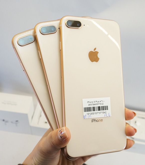 iPhone 8 Plus 64GB Quốc tế cũ 99% - Vàng - Không zin tặng máy
