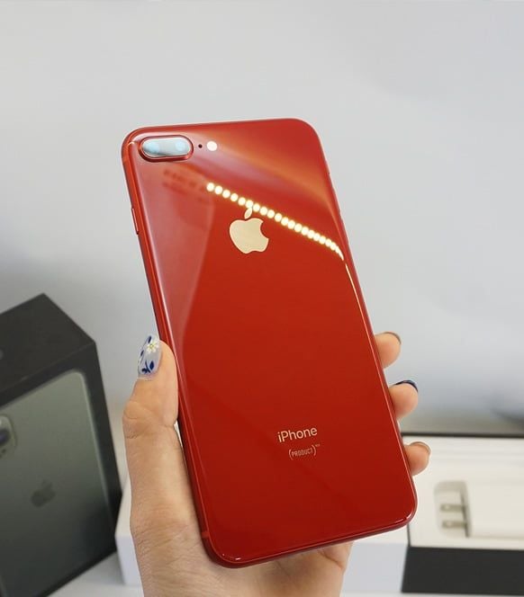 iPhone 8 Plus 64GB Quốc tế cũ 99% - Đỏ - Không zin tặng máy